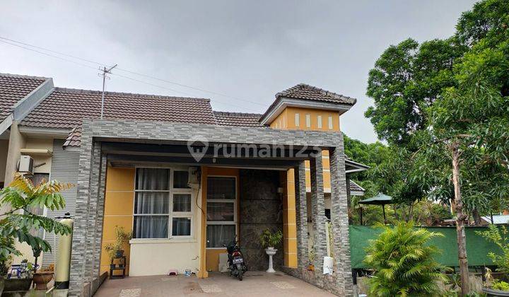 Rumah Di Perumahan Resinda Shm Karawang 1