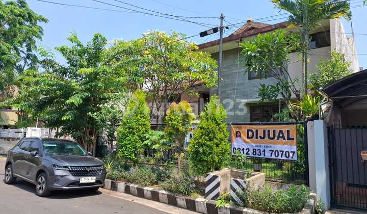 Rumah SHM Semi Furnished Surabaya Kota, Surabaya