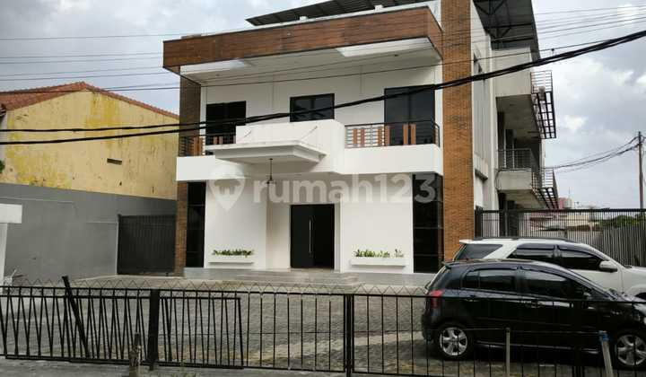 Perkantoran 1511 m2 Bangka, Jakarta Selatan Perkantoran 1511 m2 Bangka, Jakarta Selatan