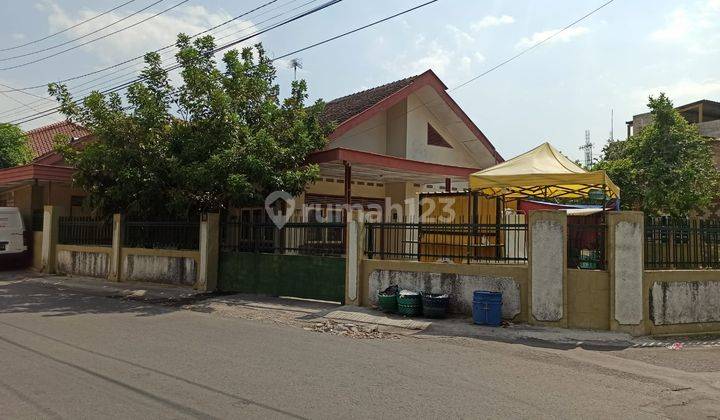 Rumah Klasik Tanah Luas Tengah Kota Solo Bisa Untuk Kost 2