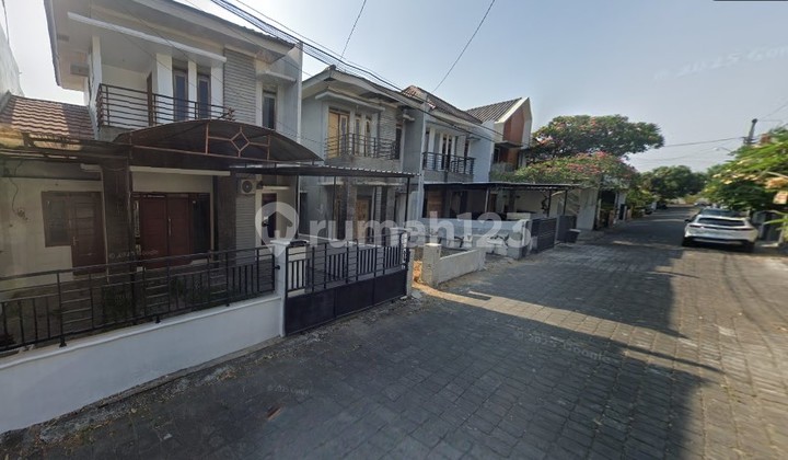 For Sale 2-Story Ready-to-Use Cluster House in Gentan Baki 2