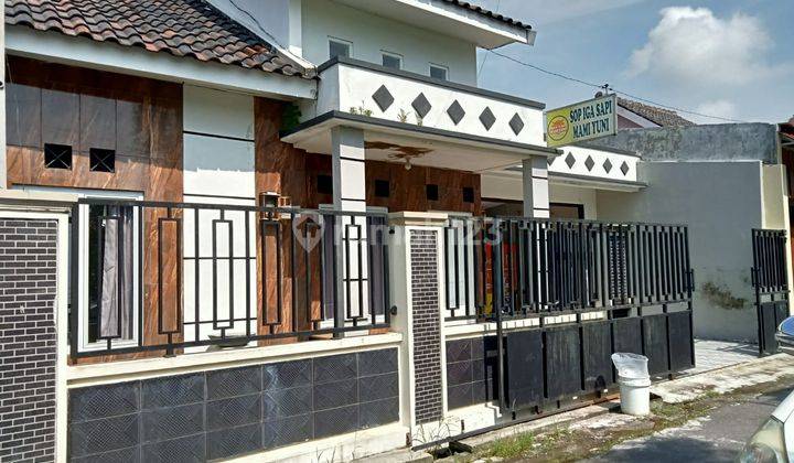 Rumah Bagus Siap Huni Lokasi Gumpang Kartosuro  2