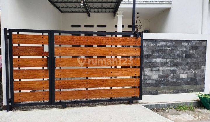 Rumah Baru Bagus Siap Huni Dekat Terminal Solo Dan Pintu Tol 1