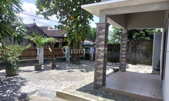 Rumah Dengan Tanah Luas Siap Huni Lokasi Gadingan Mojolaban 2