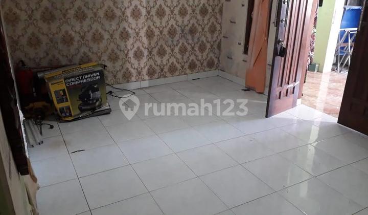 For Sale: Ready-to-Occupy Nice House in Laweyan, Central Solo City, BU Price For Sale: Ready-to-Occupy Nice House in Laweyan, Central Solo City, BU Price