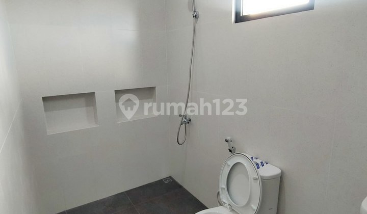 Dijual Rumah Bagus Dan Siap Huni 2 Lantai Cluster Elite Di Gentan 2