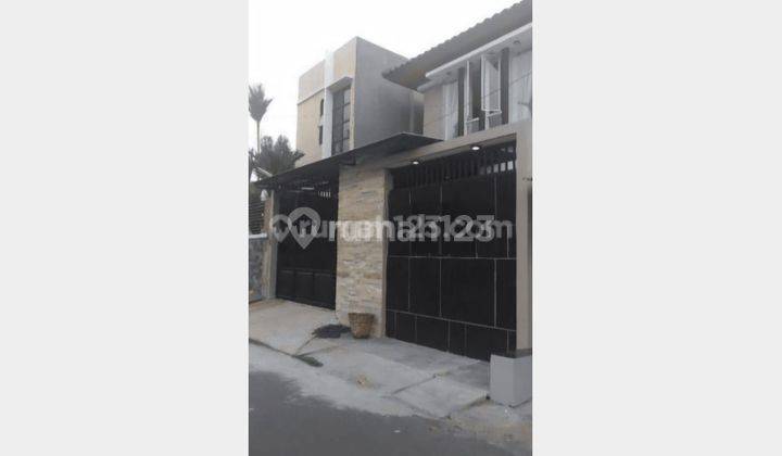 Rumah 2 Lantai Bagus Dan Siap Huni Di Solobaru Dekat Mall 1