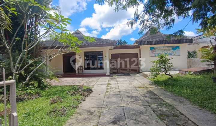 Rumah Klasik Tanah Luas Siap Pakai Lokasi Tingkir Salatiga 1