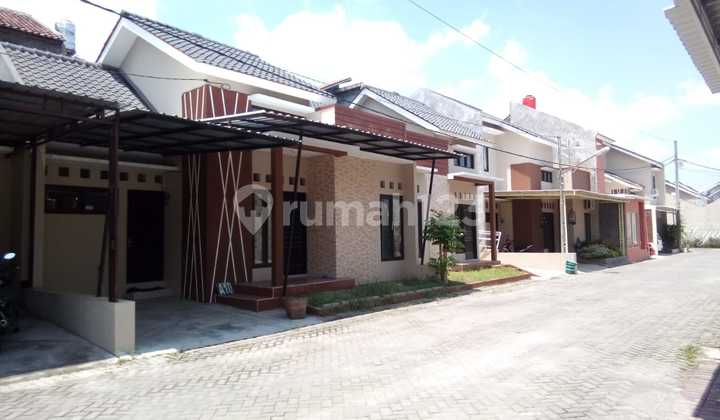 Rumah Cluster Elite Di Colomadu Dekat Bandara Siap Huni Rumah Cluster Elite Di Colomadu Dekat Bandara Siap Huni