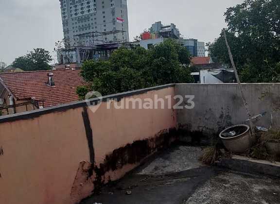 Rumah + Kost Aktif 3 Lantai di Purwosari Cocok untuk Investasi 2