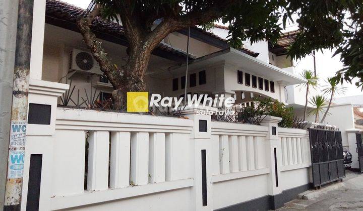 Dijual Rumah Furnished Di Manahan Solo Bagus Dan Siap Huni 2