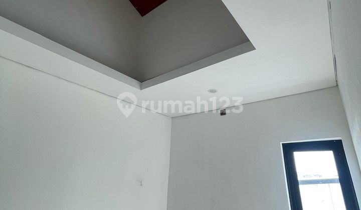 Rumah 2 Lantai Bagus Siap Huni di Kartasura Dekat Kampus 2