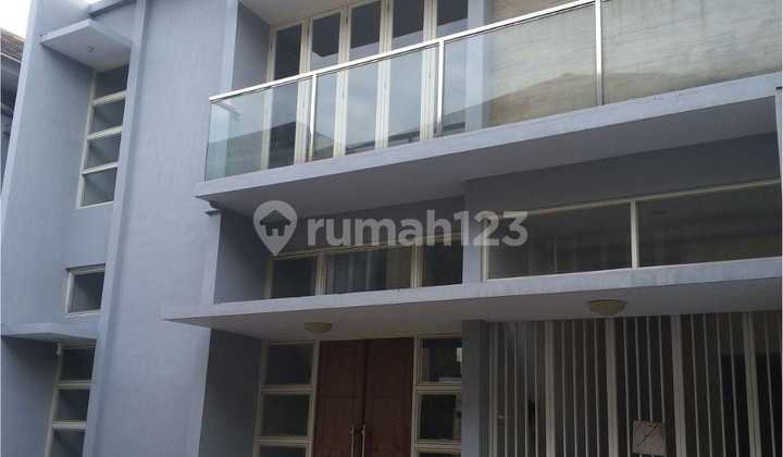 Dijual Rumah 2 Lantai Cluster Di Tengah Kota Solo Dekat Mall Dijual Rumah 2 Lantai Cluster Di Tengah Kota Solo Dekat Mall