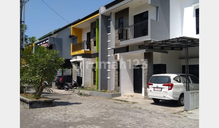 Dijual Rumah Cluster 2 Lantai Bagus Siap Huni Lokasi Gentan Solo 2