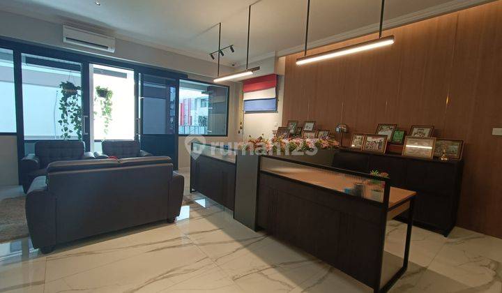 Ruko Bagus Furnished Interior Mewah Siap Huni Lokasi Solobaru 2