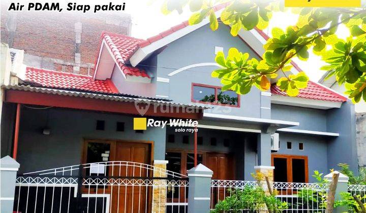 Rumah Bagus Siap Huni Lokasi Fajar Indah Dekat Manahan Solo 1