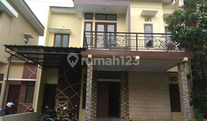 Dijual Rumah 2 Lantai Cluster Bagus Dan Siap Huni Di Colomadu 2