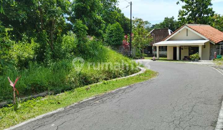 Land Wide, Stable Price, Ready to Build in Bekonang, Mojolaban