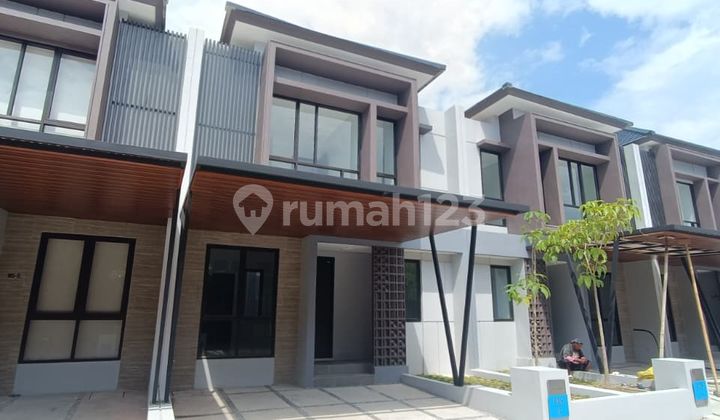 2-Storey Modern Building House in Elite Cluster Near Uns Campus 2