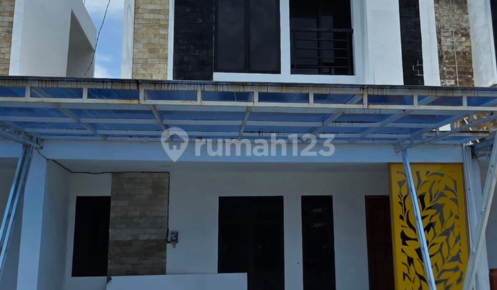 Dijual Rumah Baru 2 Lantai Solo Baru Cluster Harga Nego 2