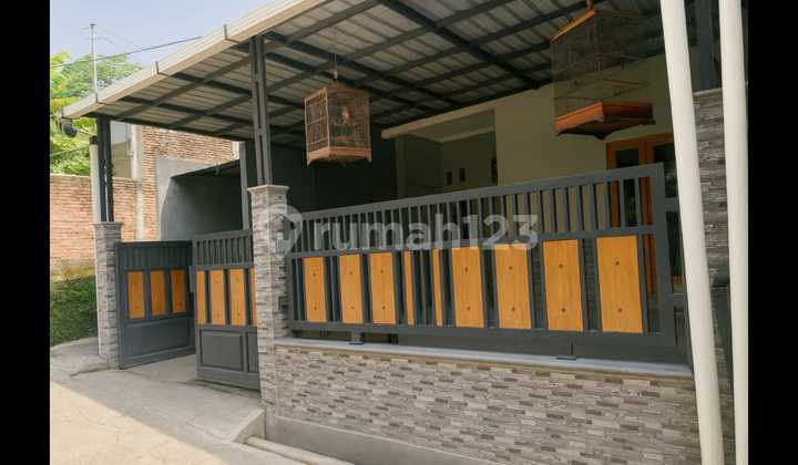 Di Jual Rumah di Mojosongo, Jebres 2