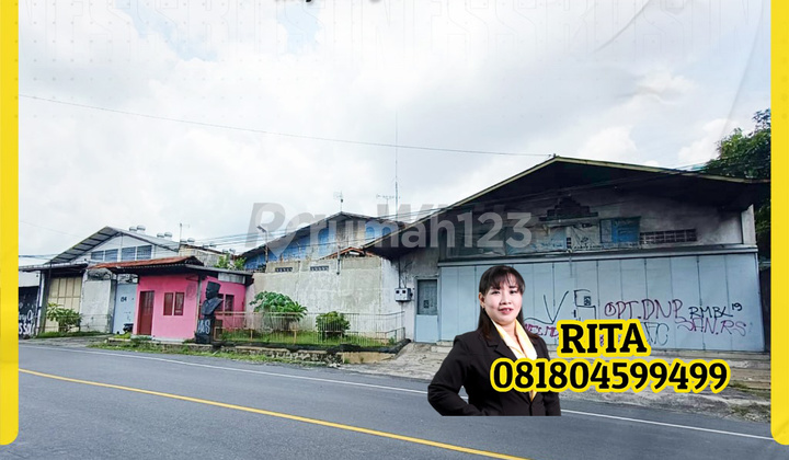 Warehouse for Sale in Mojosongo with Container Access, Negotiable, Roadside Location