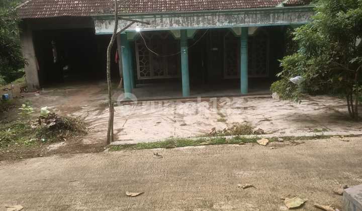 Di Jual Rumah di Kedung Jeruk, Mojogedang 2