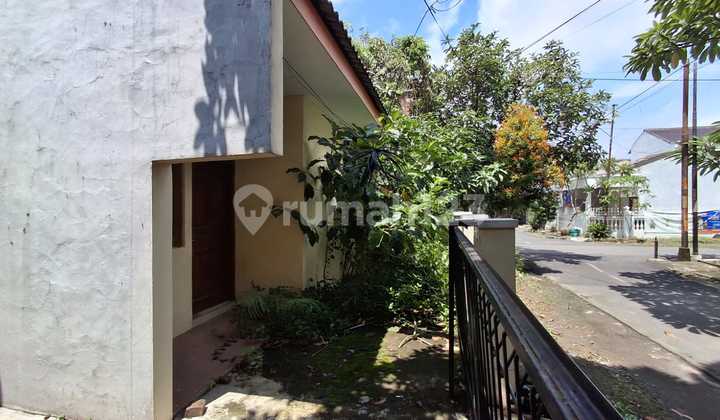 Di Jual Rumah di Klodran, Colomadu 2