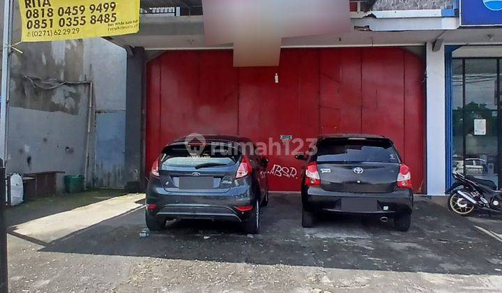 Ruko 2 lantai Palur disewakan cocok untuk Bank & perkantoran 1