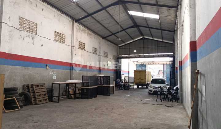 Serengan Warehouse For Rent, large truck access, suitable for business. Serengan Warehouse For Rent, large truck access, suitable for business.