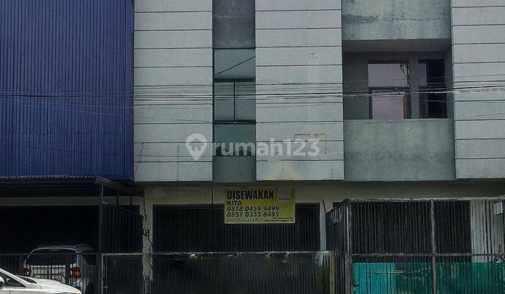 Disewakan Ruko Widuran 2 lantai tengah kota & dekat Pasar Gede Solo 1