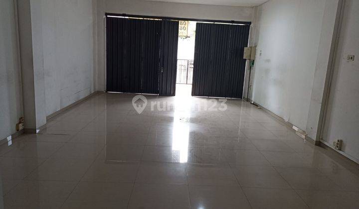 Disewakan Ruko Widuran 2 lantai tengah kota & dekat Pasar Gede Solo 2