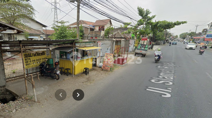 Land for Rent on Slamet Riyadi, Kartasura, suitable for culinary business.