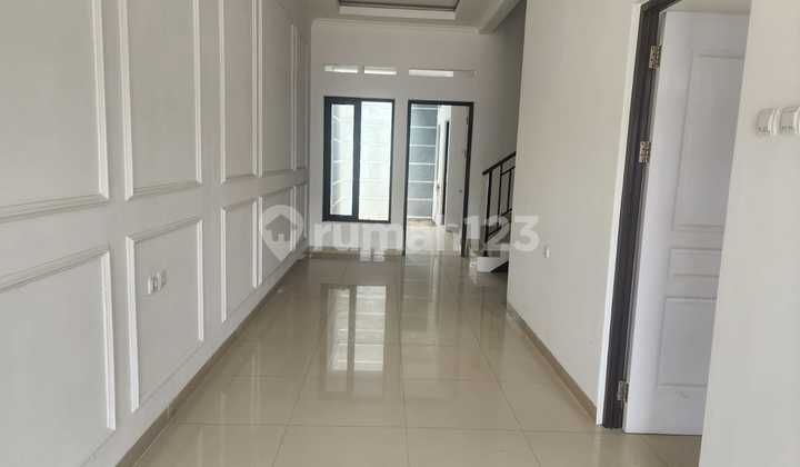 Rumah Baru Tengah Kota 2 Lantai Minimalis Modern Siap Huni di Sayap Turangga Bandung