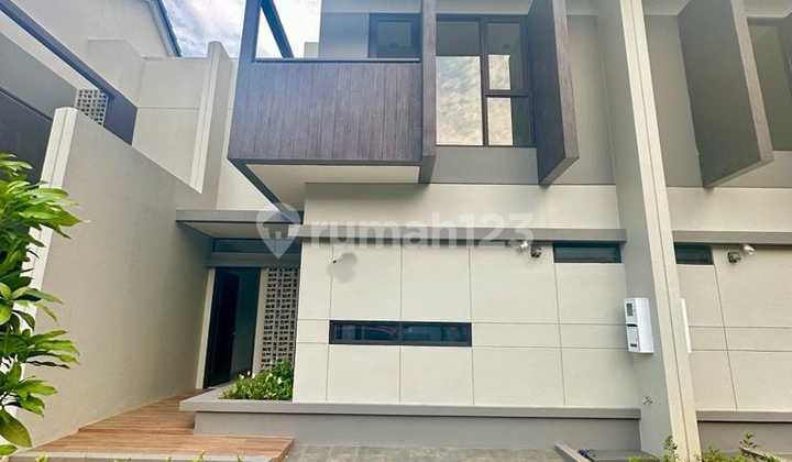 Rumah Minimalis Modern Furnished di Summarecon Bandung Rumah Minimalis Modern Furnished di Summarecon Bandung