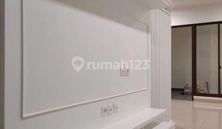Dijual Cepat Harga Murah Rumah Nyaman 2 Semi Furnished Lantai Siap Huni di Summarecon Cluster Cynthia Bandung 2