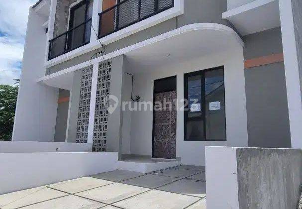 Rumah Minimalis 2 Lantai Lingkungan Asri Siap Huni di G Land Ciwastra Bandung 1