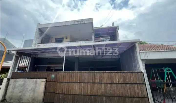 Rumah Strategis Nyaman Terawat 2 Lantai Siap Huni di Antapani Bandung Rumah Strategis Nyaman Terawat 2 Lantai Siap Huni di Antapani Bandung