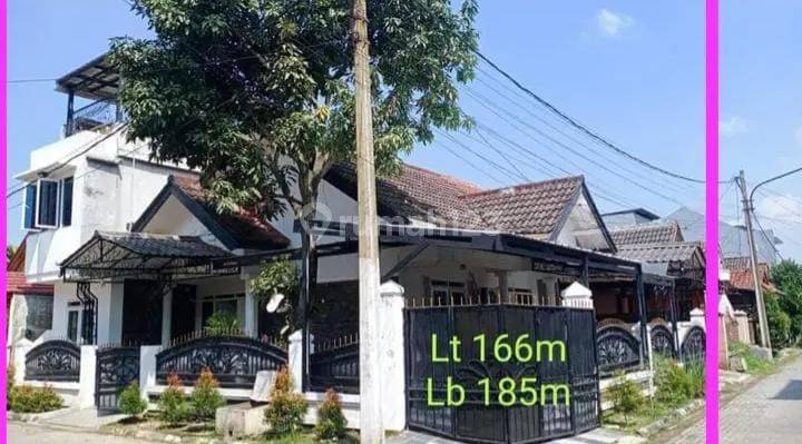 RUMAH STRATEGIS NYAMAN 2,5 LANTAI SIAP HUNI DI BUAH BATU BANDUNG 1