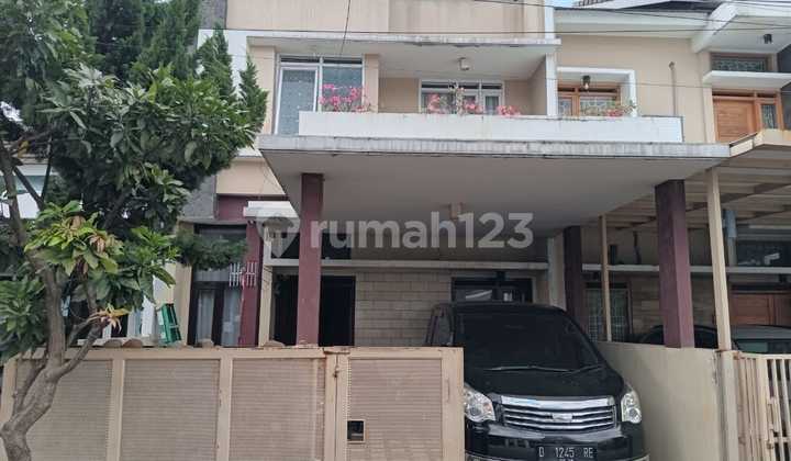 RUMAH BAGUS 2 LANTAI NYAMAN TERAWAT SIAP HUNI DI ARCAMANIK BANDUNG