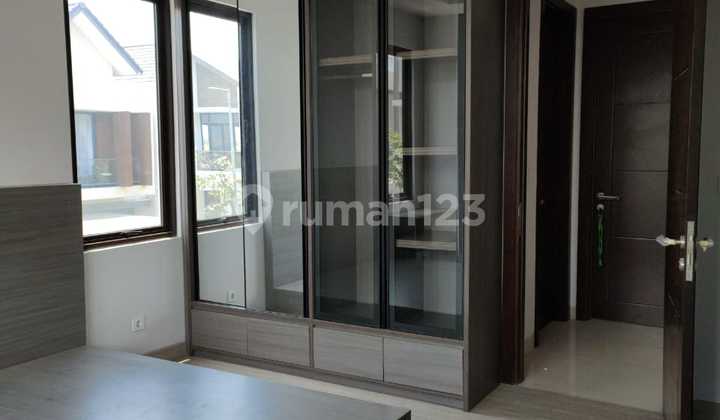 Dijual Rumah 2 lt di Podomoro cluster Fashagriya dekat STT Telkom 2