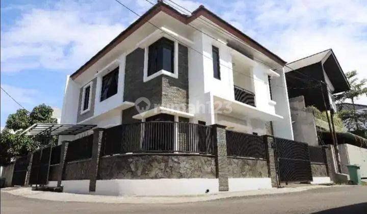 RUMAH EKSKLUSIF NYAMAN 2 LANTAI SIAP HUNI DI BUANASARI REGENCY BANDUNG 1