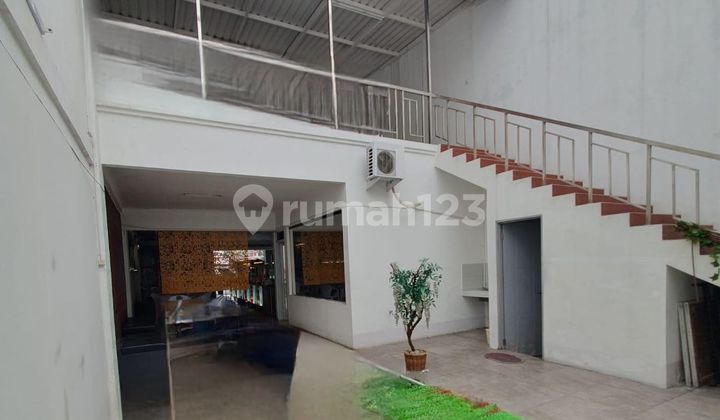 RUKO MINIMALIS 3 LANTAI LOKASI STRATEGIS RAMAI SIAP PAKAI DI BATUNUNGGAL BANDUNG RUKO MINIMALIS 3 LANTAI LOKASI STRATEGIS RAMAI SIAP PAKAI DI BATUNUNGGAL BANDUNG