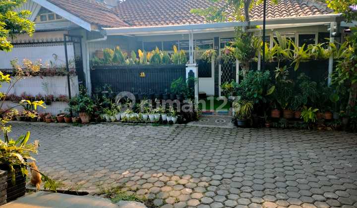 RUMAH HOOK LUAS NYAMAN ASRI TERAWAT SIAP HUNI DI BANJARSARI ANTAPANI BANDUNG
