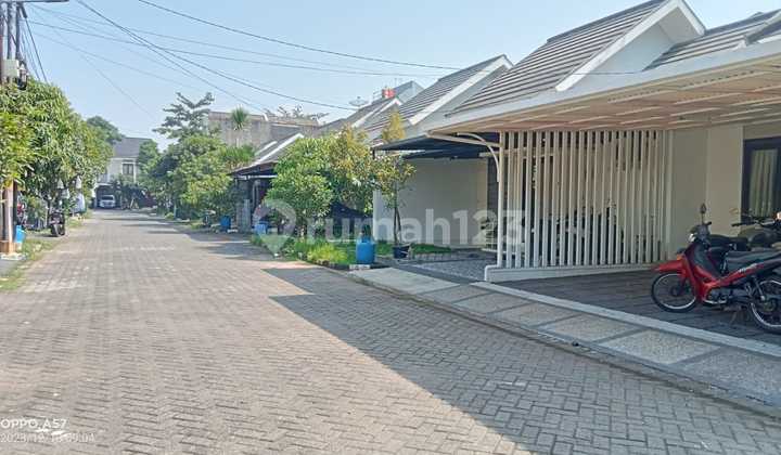 RUMAH BARU MINIMALIS MODERN LINGKUNGAN NYAMAN SIAP HUNI DI JINGGA RESIDENCE CIWASTRA BANDUNG