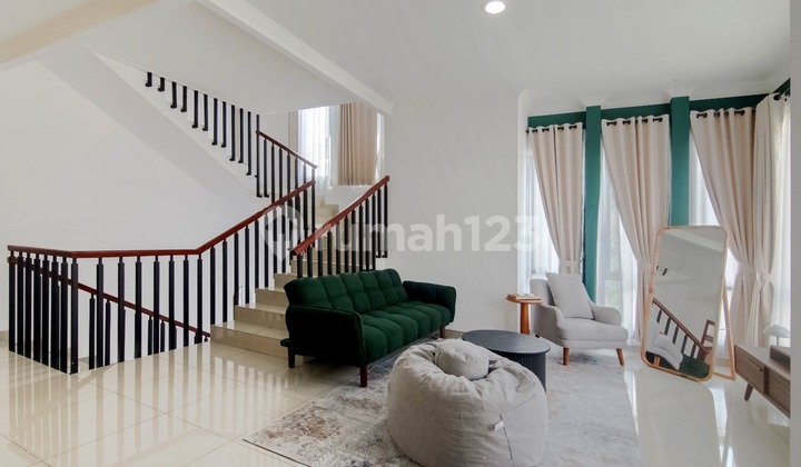 Jual Rumah di Setraduta Dkt Maranatha, Pvj,Rs. Advent,Tol Pasteur