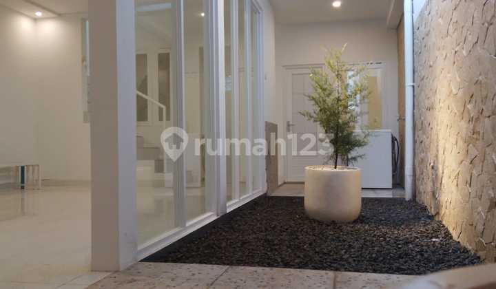 For Sale House in the City Center of Bandung, Turangga Near Trans Studio Mall TSM