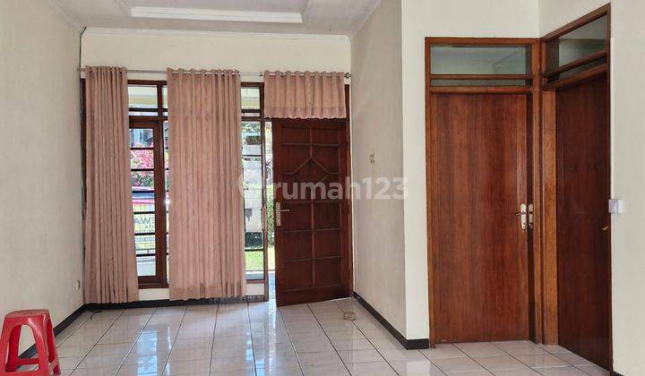 RUMAH ASRI TERAWAT LINGKUNGAN NYAMAN SIAP HUNI DI BATUNUNGGAL BANDUNG 1