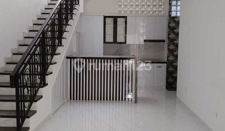 RUMAH BAGUS NYAMAN MINIMALIS MODERN SEMI FURNISHED SIAP HUNI DI BUAH BATU REGENCY BANDUNG 2