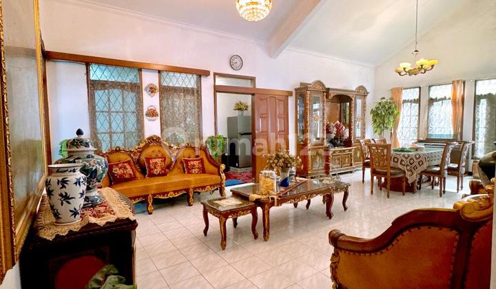 Rumah Hook Luas Minimalis Modern Semi Furnished Siap Huni di Batu Indah Bandung